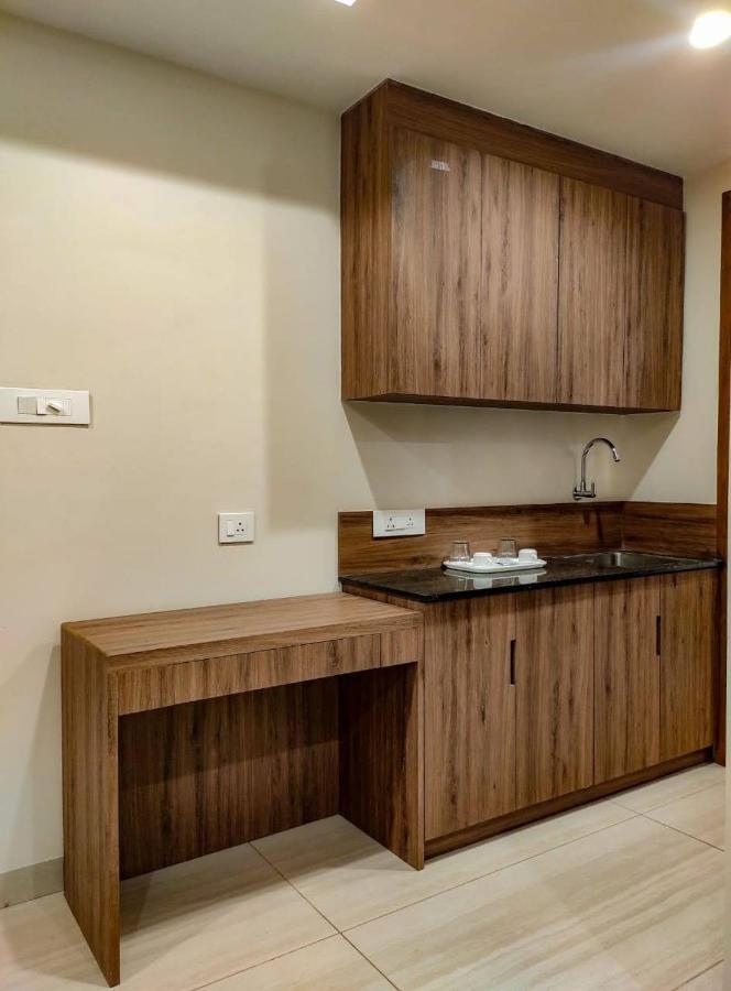 Rr Mount Elite Suites Chennai Exterior photo