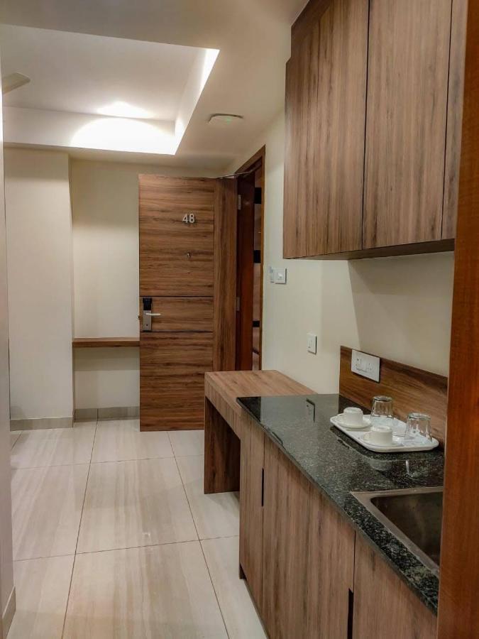 Rr Mount Elite Suites Chennai Exterior photo