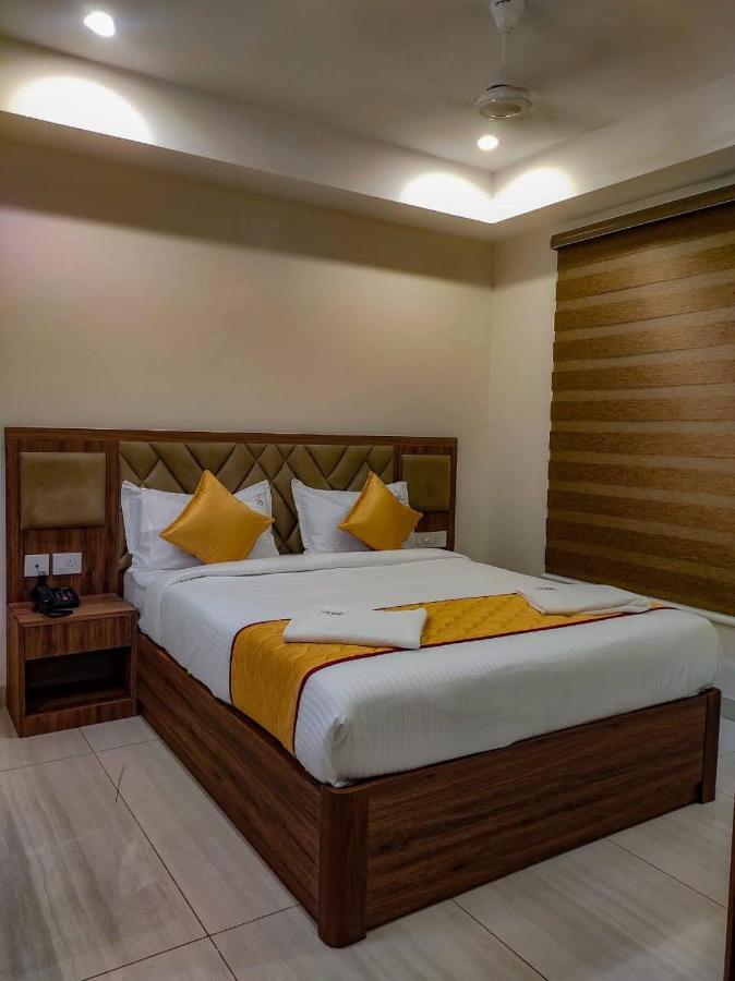 Rr Mount Elite Suites Chennai Exterior photo
